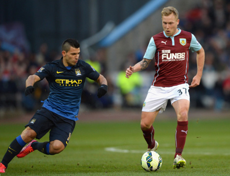 而会在草皮 而会在草皮